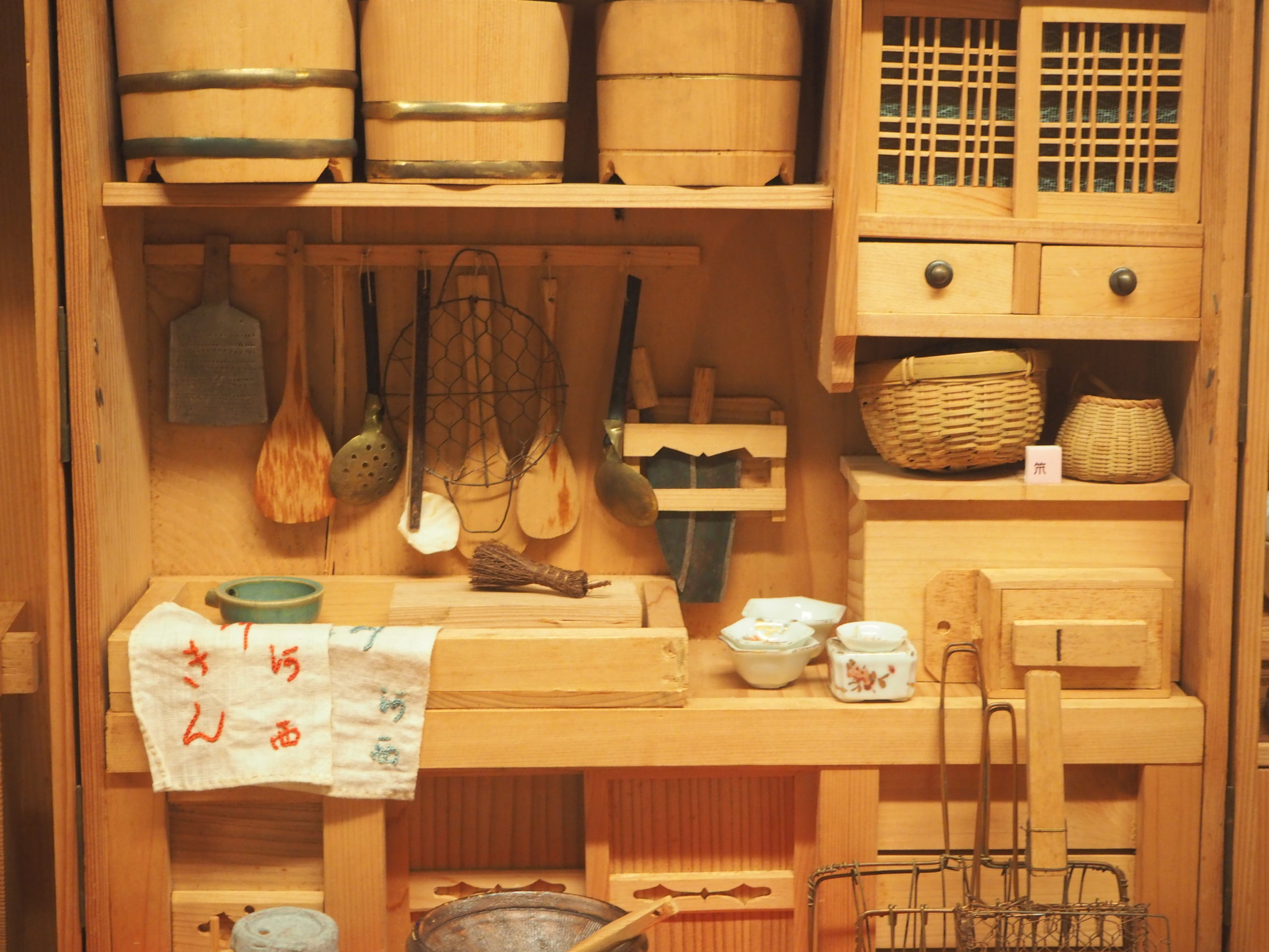 日本と世界のままごと道具」―おろしてひいて薬味と香辛料はかかせない