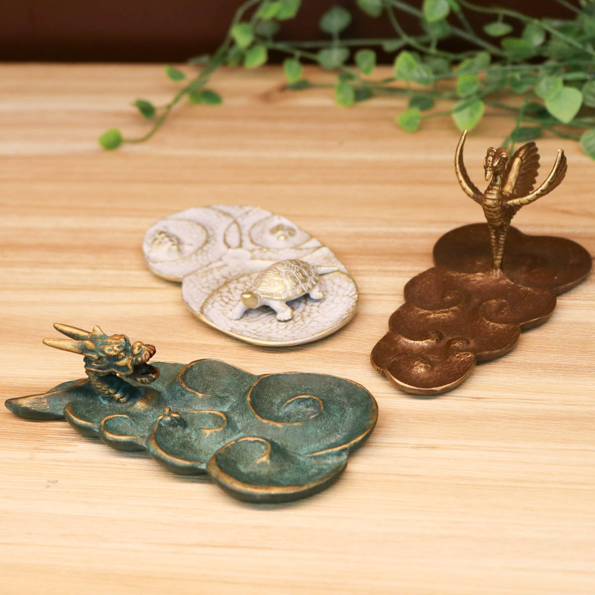 高岡銅器 香皿 | かめ 丸型香立付 桐箱入 | 白金