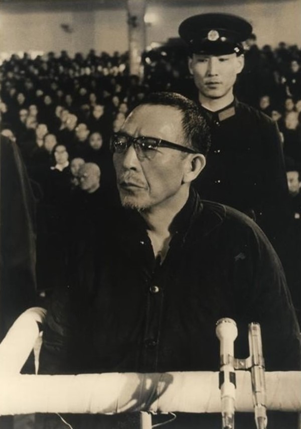 张春桥狱中家书》由香港中文大学出版- 进步青年网