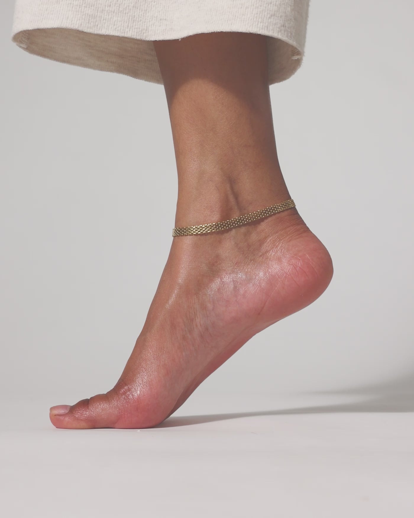 Blythe Gold Waterproof Anklet | Jenny Bird