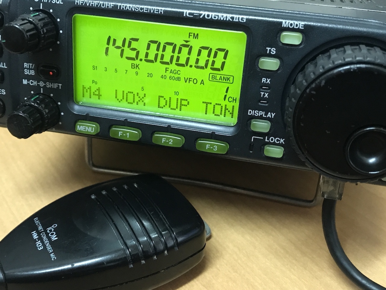 アイコムIC-706MKIlG HF/VHF/UHFトランシーバー アイコムIC-706MKIlG