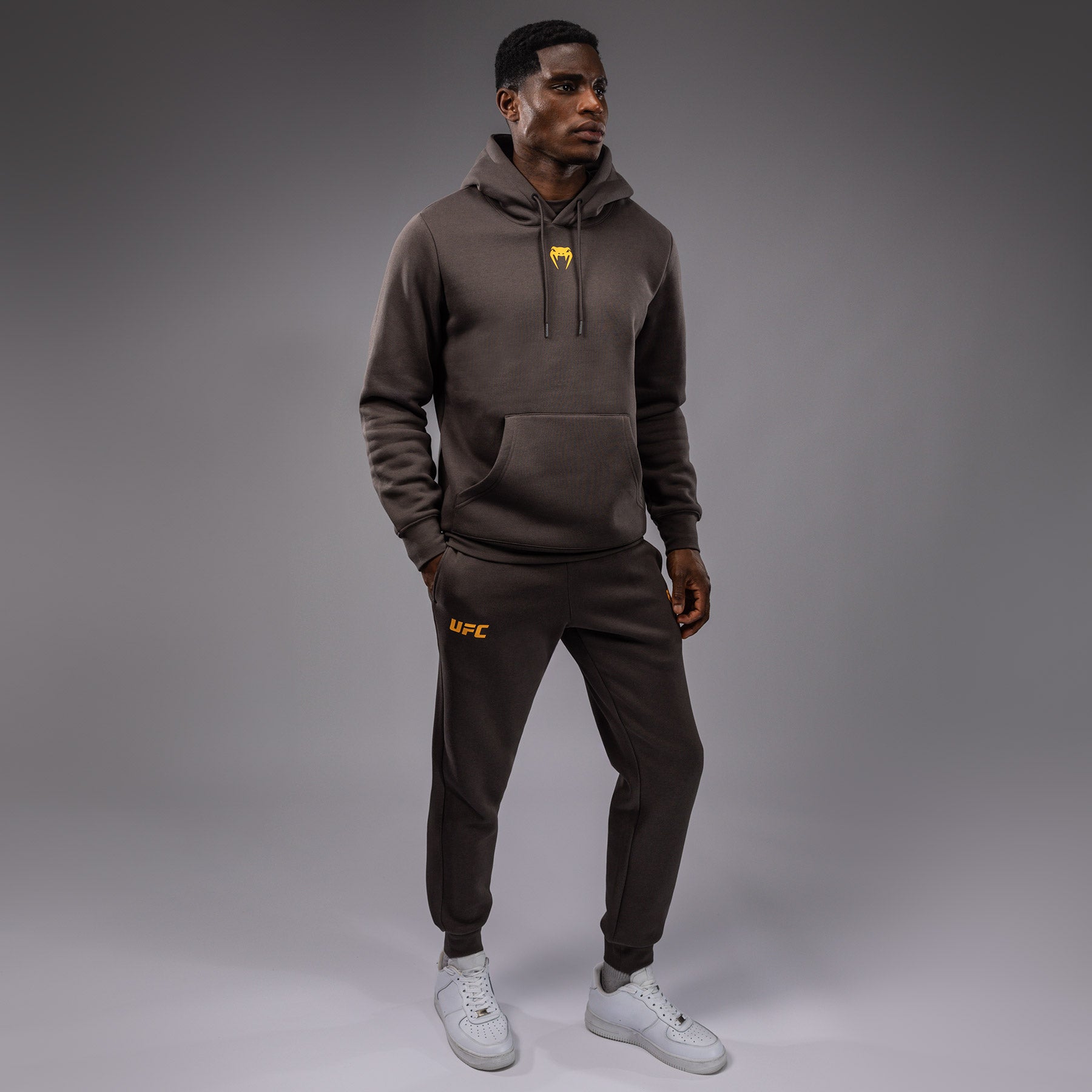 Venum UFC ショップ フード付きスウェット＆パンツセット Sサイズ