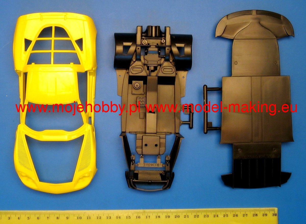 Corvette C6-R Le Mans Winner 2006 Revell 07396