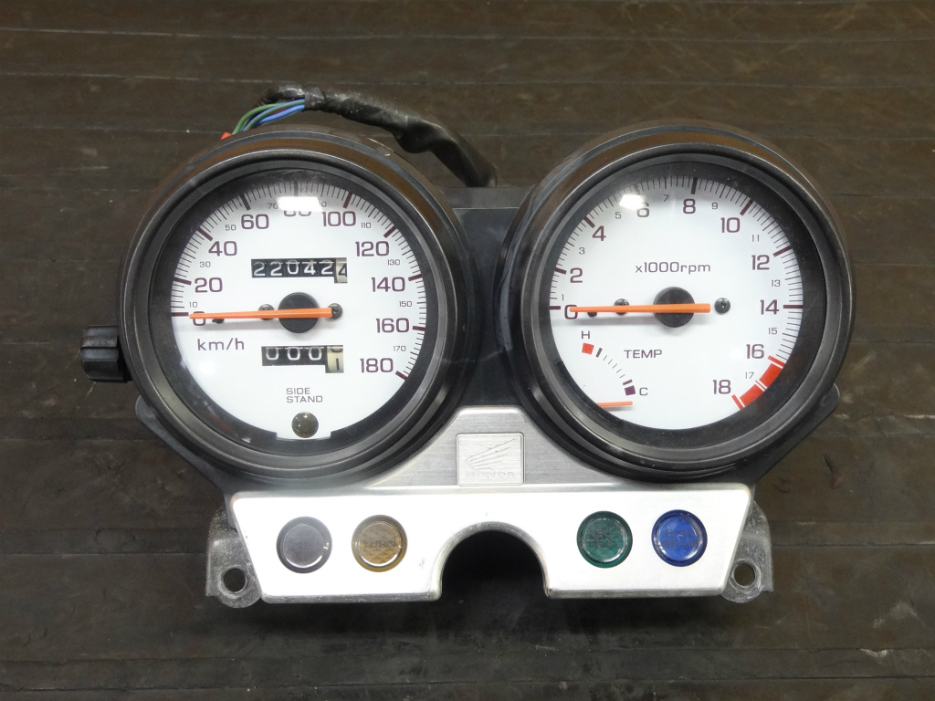新品 スピードメーターユニット ホンダ ホーネット250 2000年～2005年