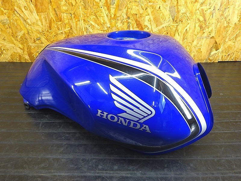 CB400SF NC39 ガソリンタンク
