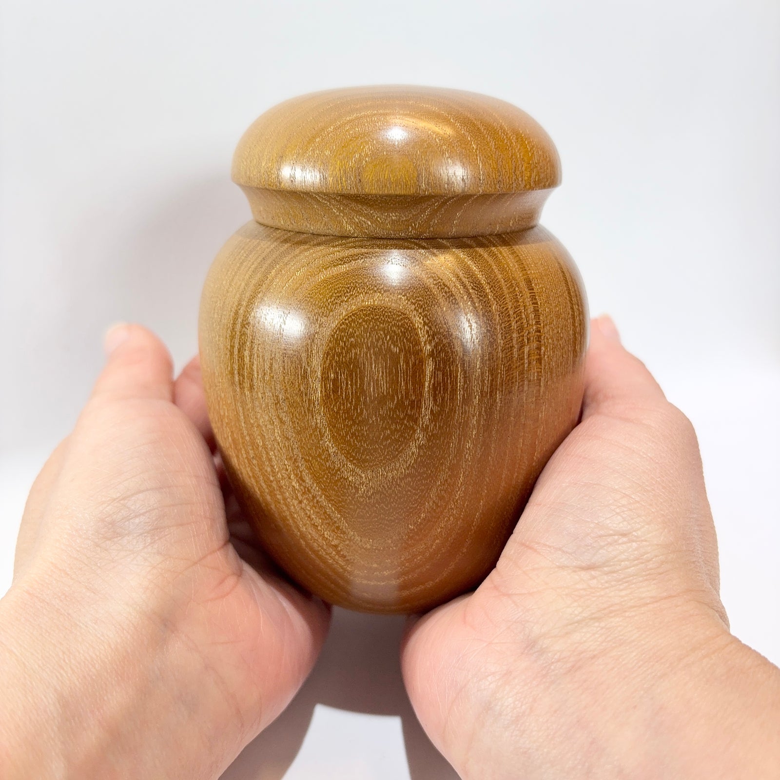 0E79BE83-67F5-41A0-A25E-