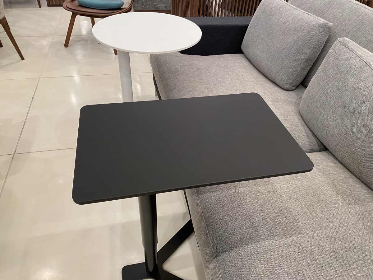 lapalma・昇降式サイドテーブルYO | 住賓館オフィシャル | 世界の名品