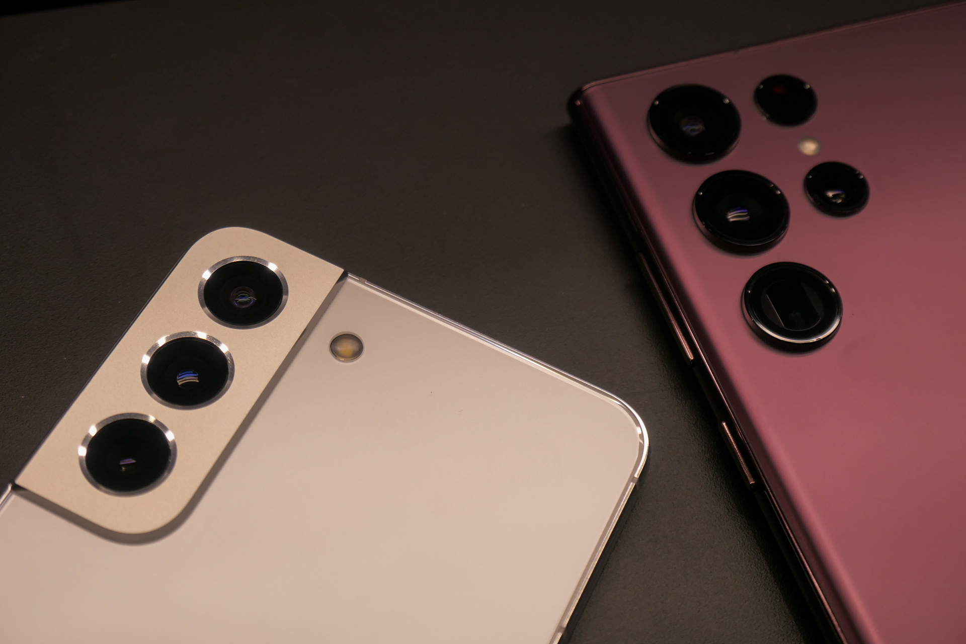 Galaxy新製品6種を一挙フォトレビュー、「Galaxy S22/S22 Ultra」など