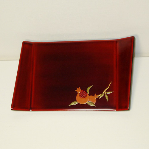 輪島塗 銘々皿 角形 -柘榴の高蒔絵仕上げ- [内面朱タメ色/外面黒色