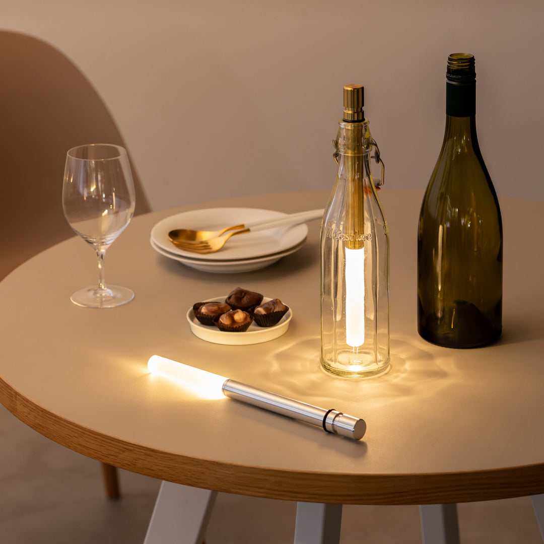 BOTTLE LIGHT ボトルに差し込む スティック型ライト – KANADEMONO