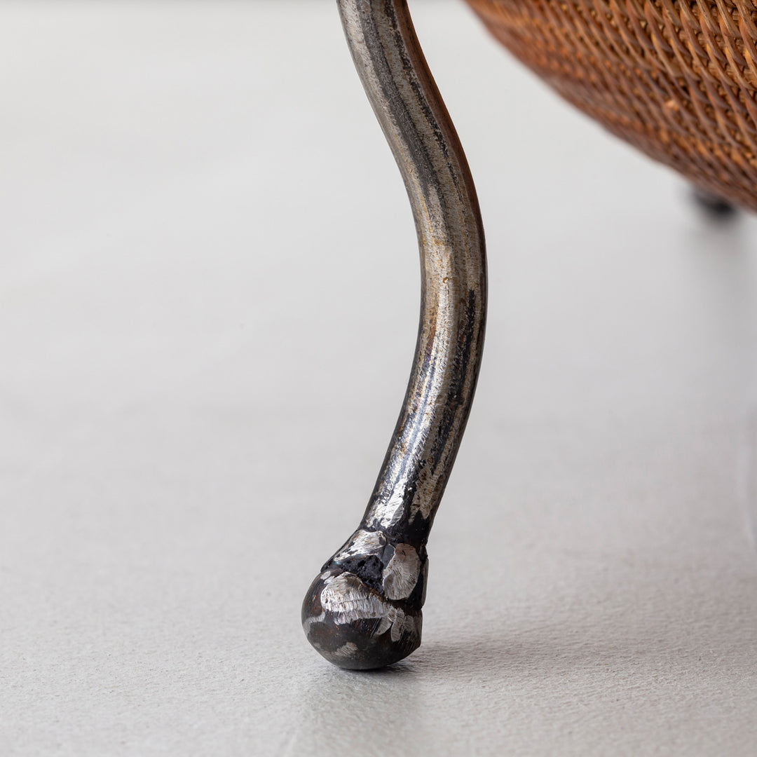 Cabriole - Leg アタ素材を使った 猫脚バスケット – KANADEMONO