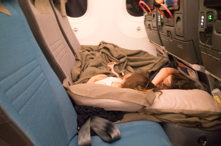 フライトット飛行機 旅行 フットレスト FLYToT Fly-Totフライトットを