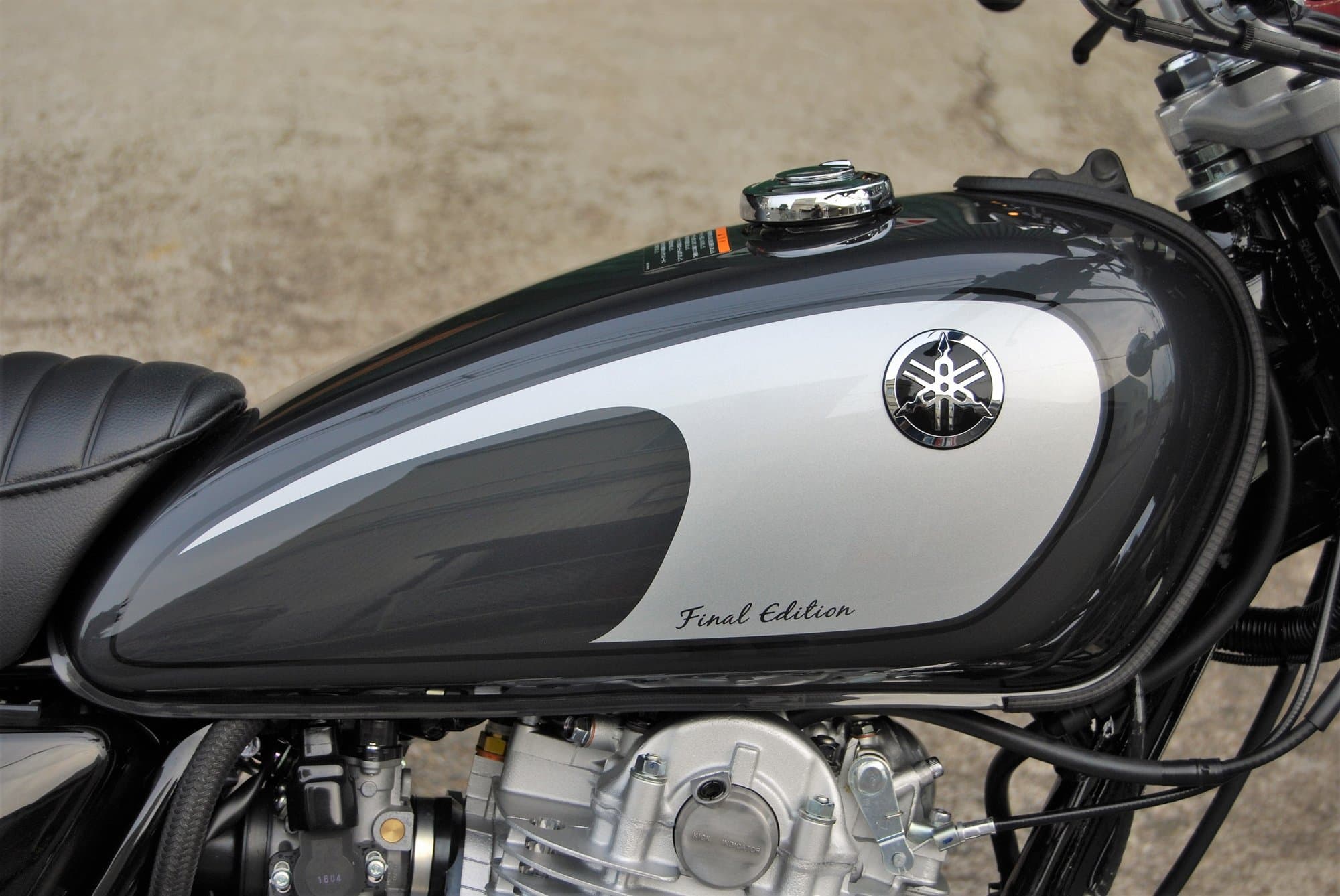ヤマハ SR400 純正フューエルタンク Final Edition ヤマハSR400