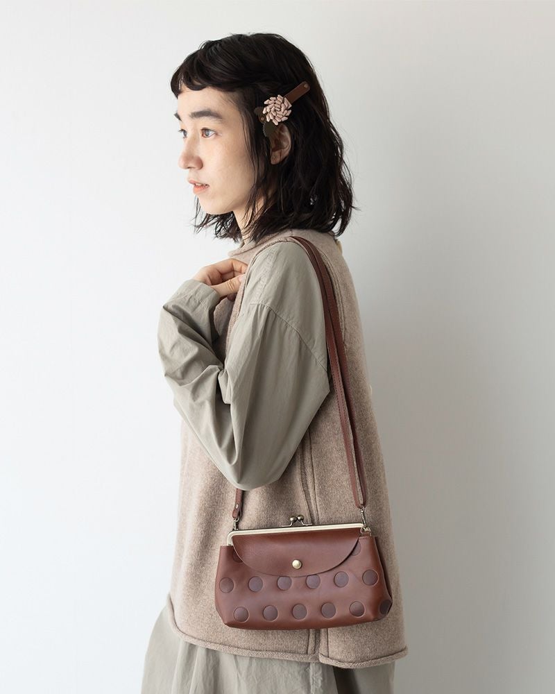 便利なショルダー付きお財布「キャンディ ルーフがま口お財布