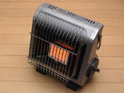 やじうまミニレビュー】岩谷産業「カセットガスストーブ CB-STV-2