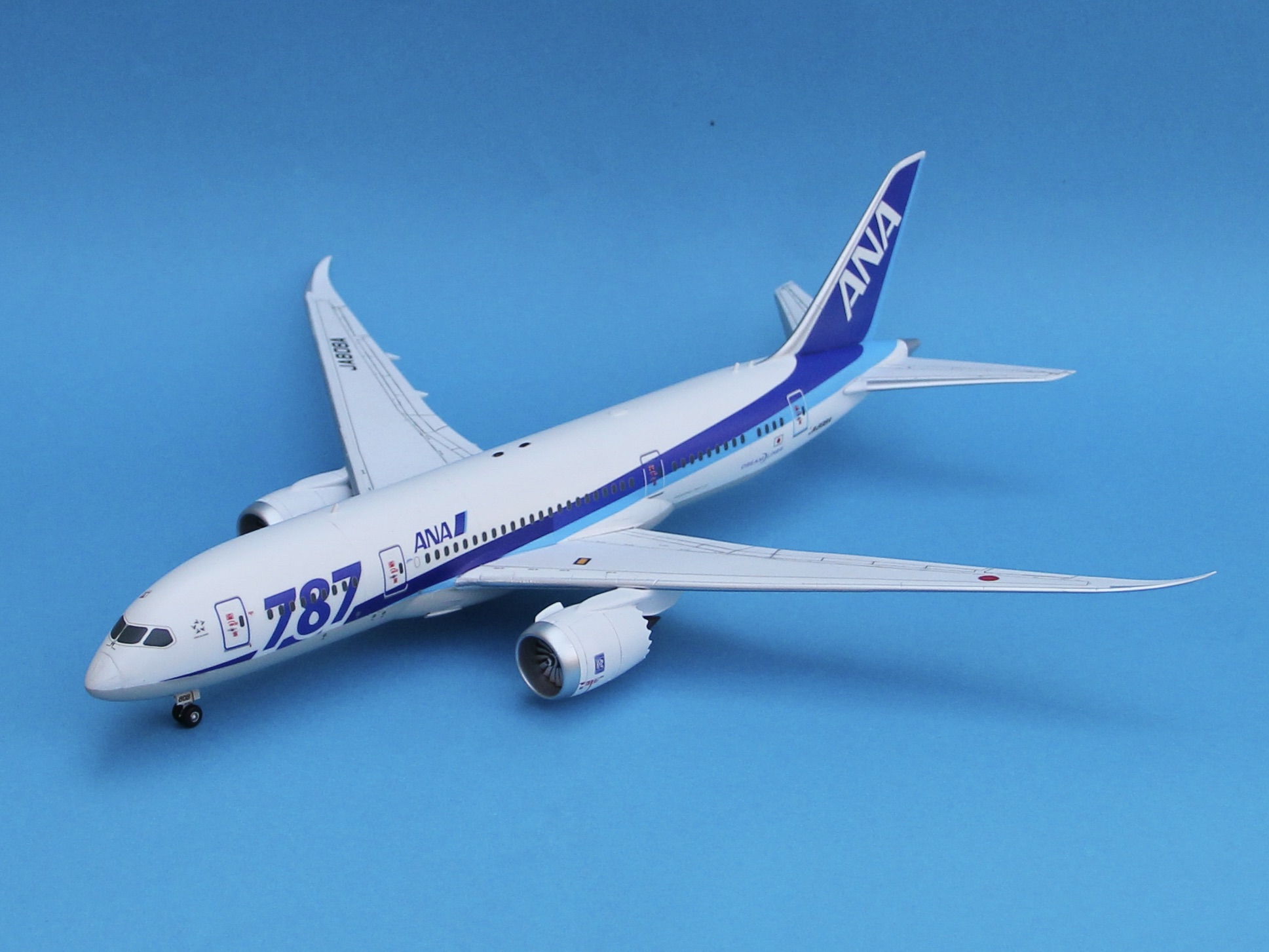 ANA 787-8 モデルプレーン（1/200） ANA ボーイング787-8 モデル