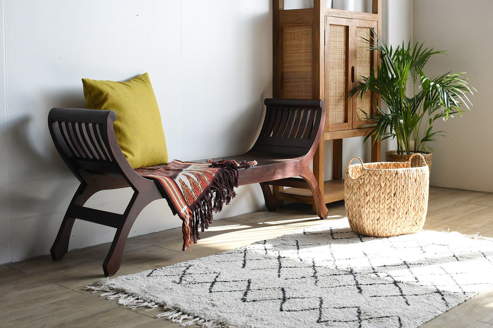 カルティニチェア 一人掛け 黒レザーシート アジアン スツール 家具