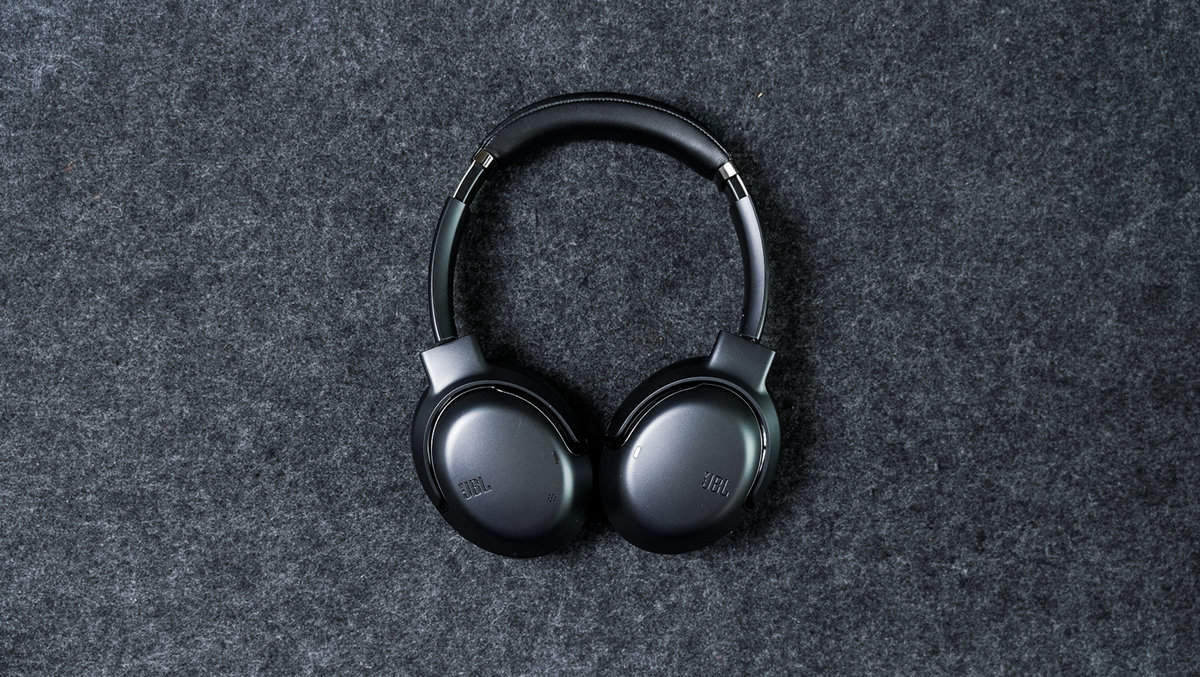 JBL TOUR ONE M2 レビュー｜ハイレゾ対応!? 2年ぶりのフラグシップ