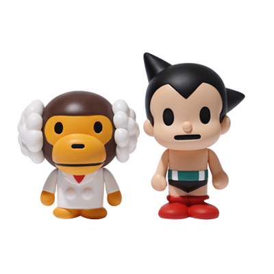 希少】 カウズ × エイプ 人形 ソフビ フィギュア ベビーマイロ 希少