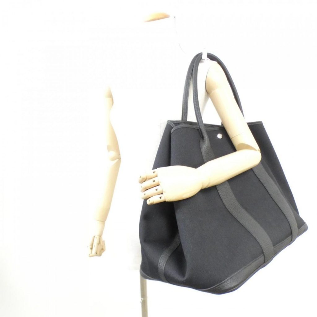 エルメス】ガーデンパーティの国内定価とサイズ比較｜人気色や