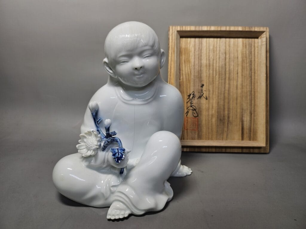 人間国宝【十三代酒井田柿右衛門】菊慈童買取 | 骨董品買取専門さくや