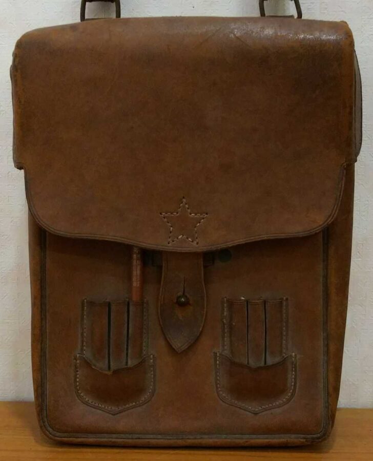 図嚢 図のう 背嚢 旧大日本帝国陸軍将校 当時物 本革製 星入り マップ