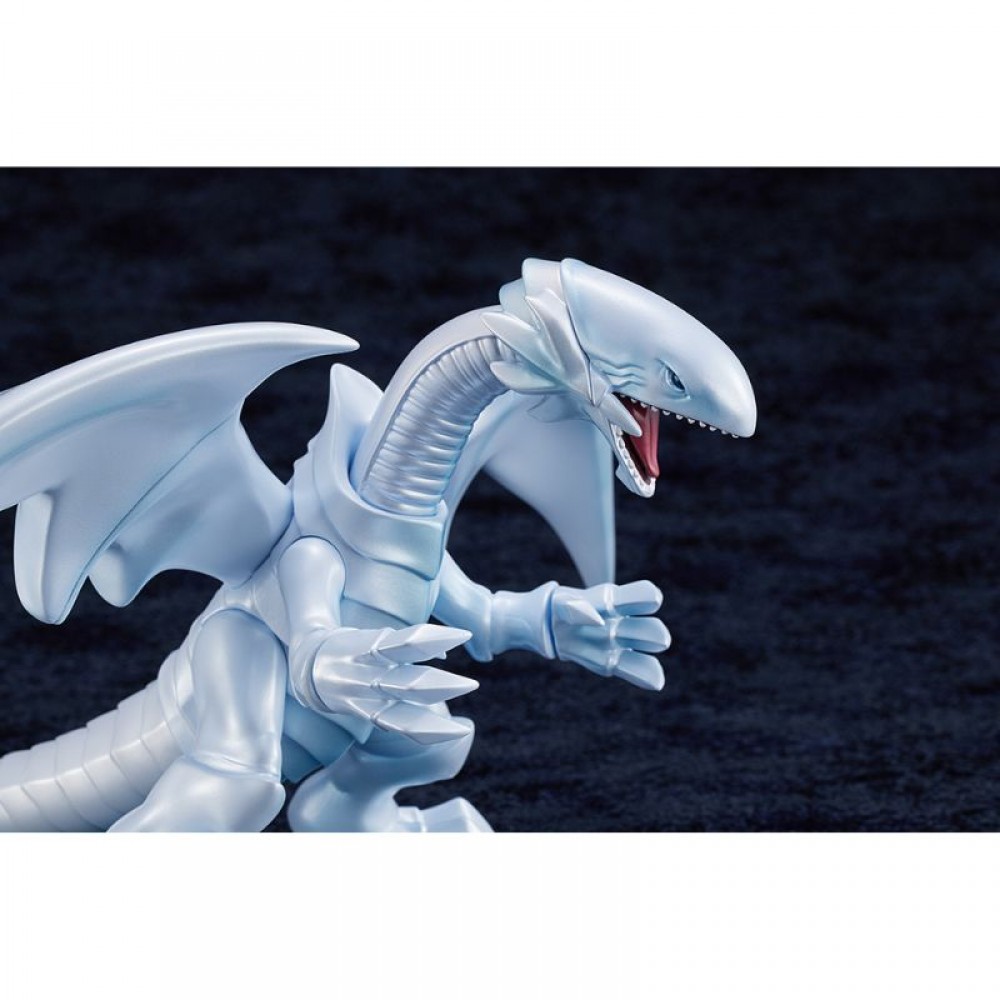 遊☆戯☆王デュエルモンスターズ 青眼の白龍 ソフビフィギュア | KAIBA