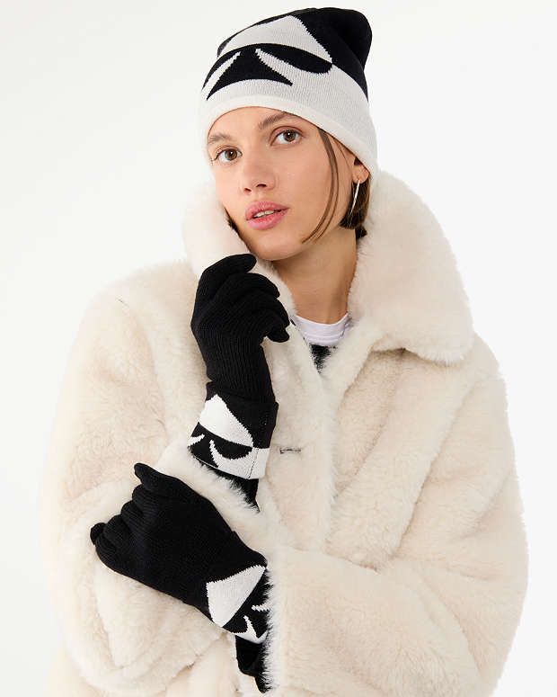 Oversized Spade Beanie And Glove Set | Kate Spade Outlet