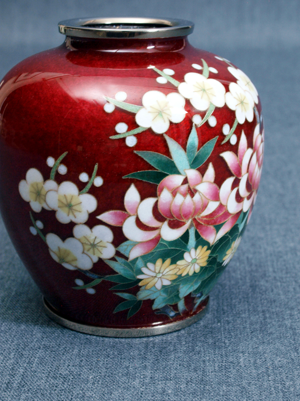 3寸玉形 赤透 四君子 花瓶 | 製品 | 加藤七宝製作所ウェブサイト