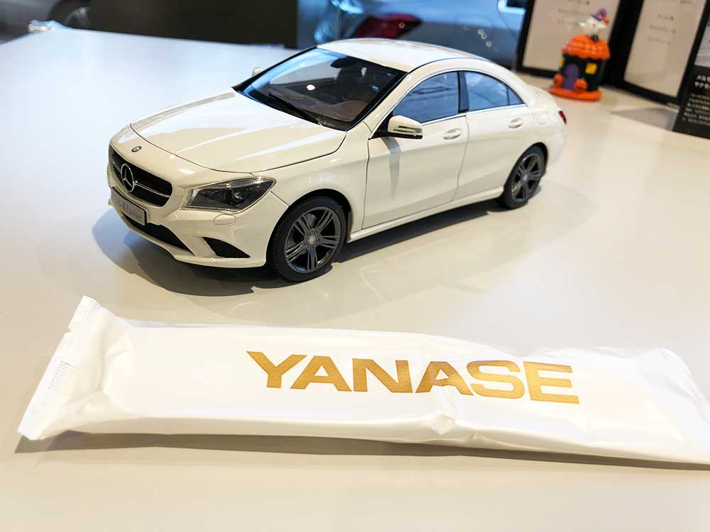 入手困難!》M-BENZ 【CLAクーペミニカー 1/18スケール:カルサイト
