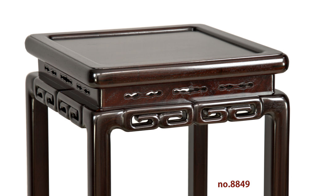 花台、唐木紫檀無垢、新品箱入り 花台: 紫檀 三重透かし彫り 1.8尺平台