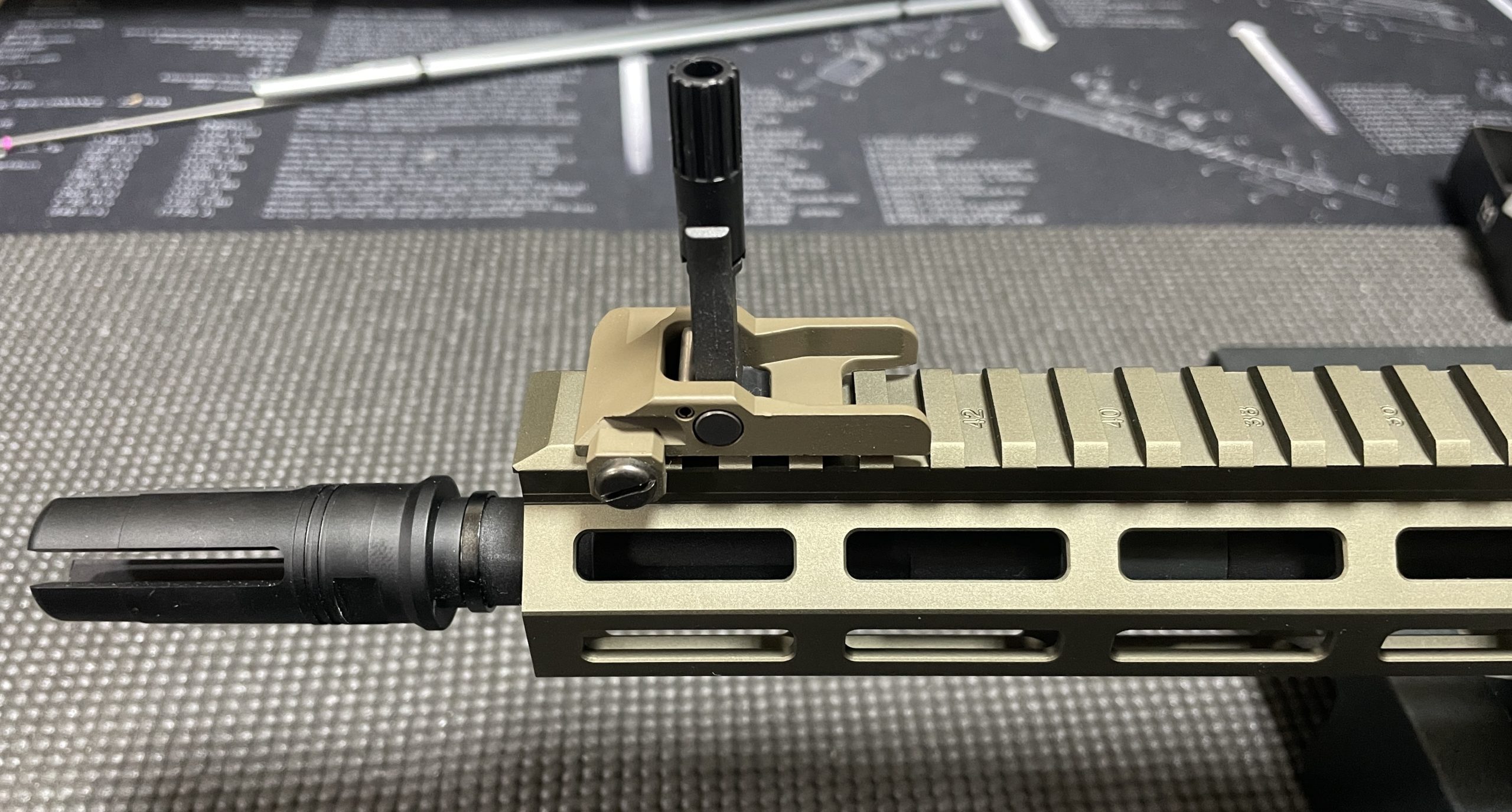 東京マルイ次世代電動ガン タンカラー URG-i 14インチ 東京マルイ 次