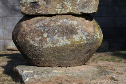 4部式五輪塔（室町時代） 4部式五輪塔（室町時代） - メルカリ