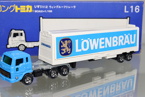 ロングトミカ いすゞ V12 ウイングルーフトレーラー 青ヘッド ミニカー