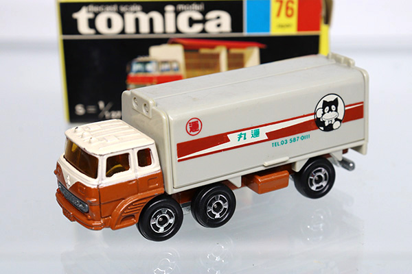 トミカ】No.76 ふそう ウイングルーフ トラック 鈴鹿特注 黒箱 日本製