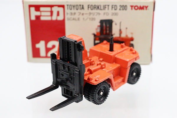 ミニカーショップ ケンボックス トミカ 赤箱☆12☆トヨタ