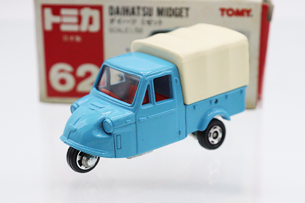 ミニカーショップ ケンボックス トミカ 赤箱(日本製)☆62☆ダイハツ