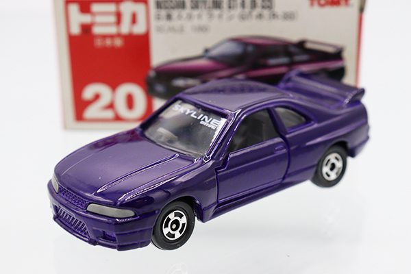 トミカ黒箱、No.21、スカイライン1d ホイール、紫 トミカ 日本製 No.21