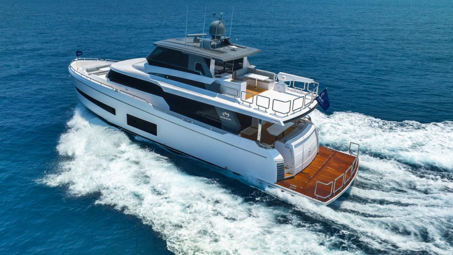 Horizon V74: Volume, luxury and performance in a manageable package