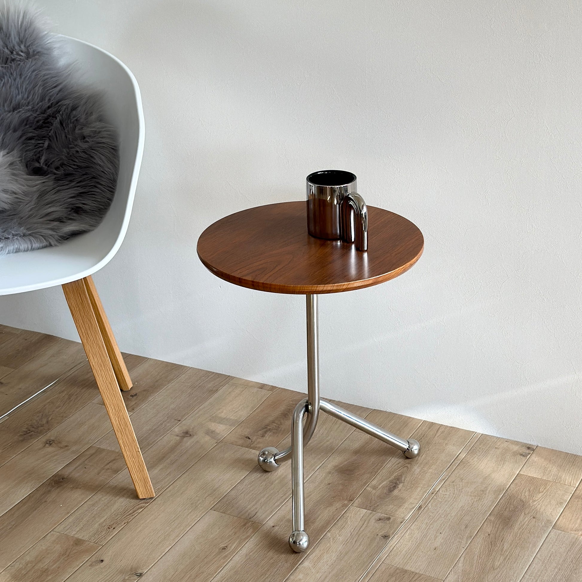 D&DEPARTMENT カフェテーブル ホワイト×シルバー サイドテーブル