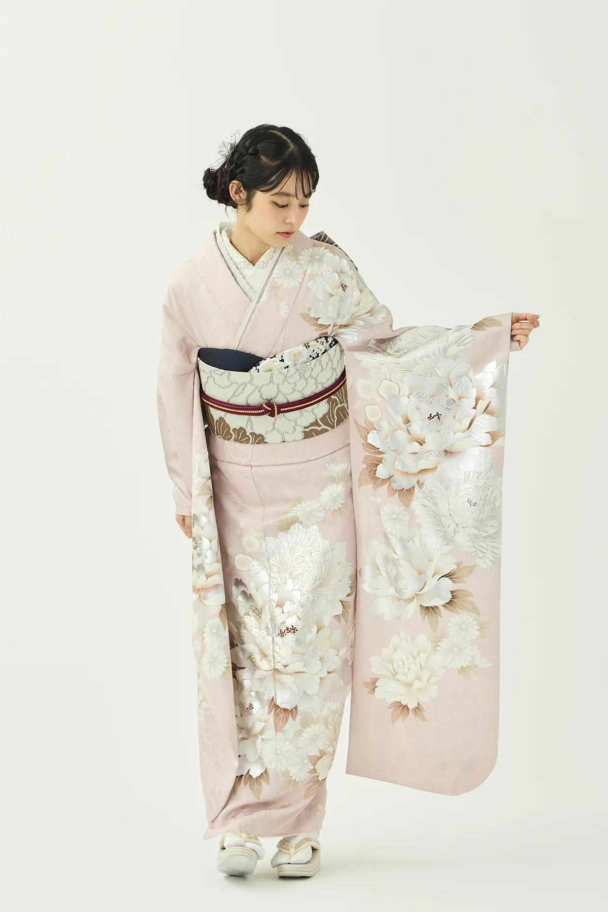 振袖／夢見牡丹／桜色 | 振袖レンタル·購入や成人式の着付けは「きもの