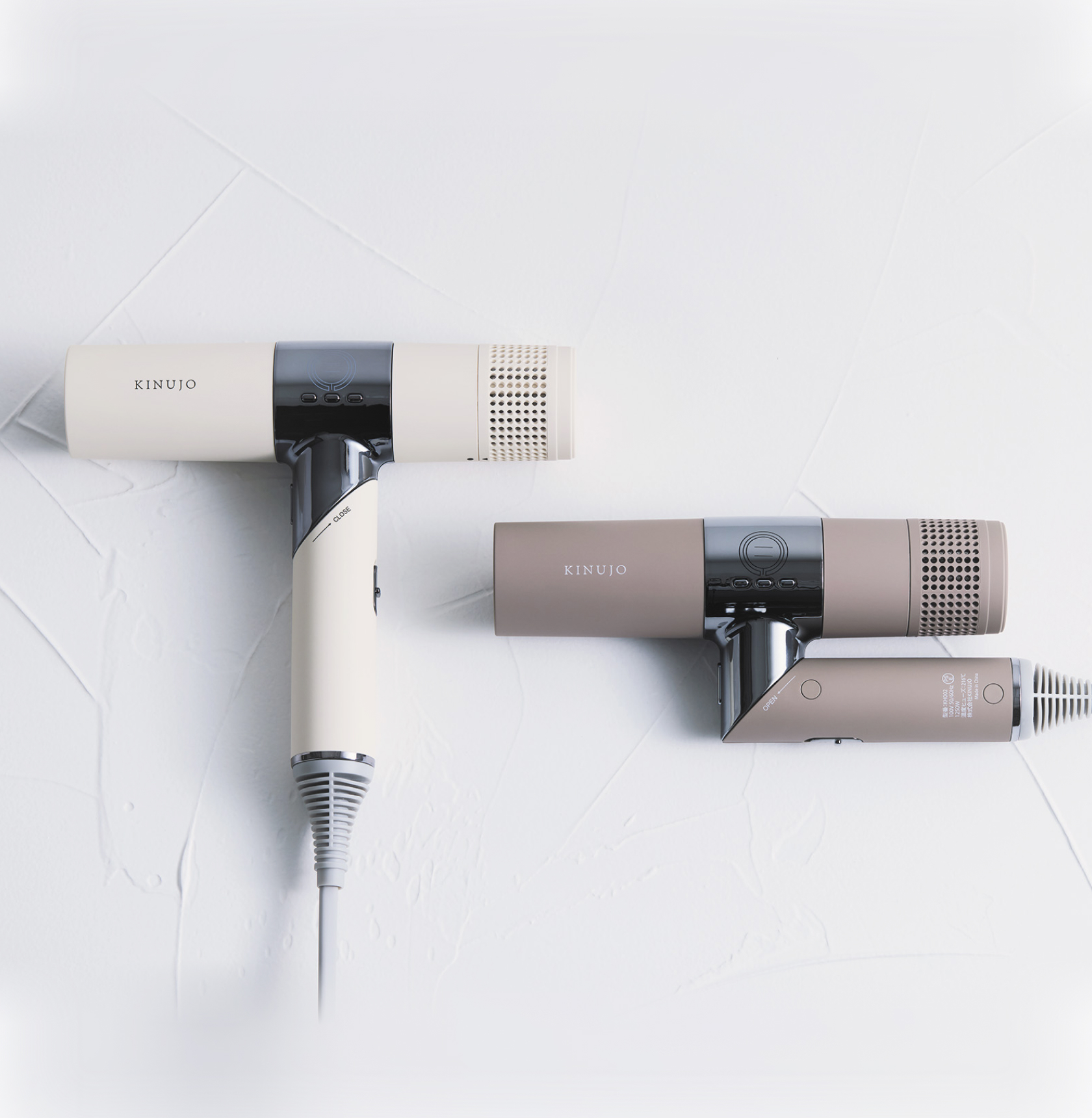 KINUJO Hair Dryer｜超軽量＆速乾ドライヤー。KINUJOヘアドライヤーの