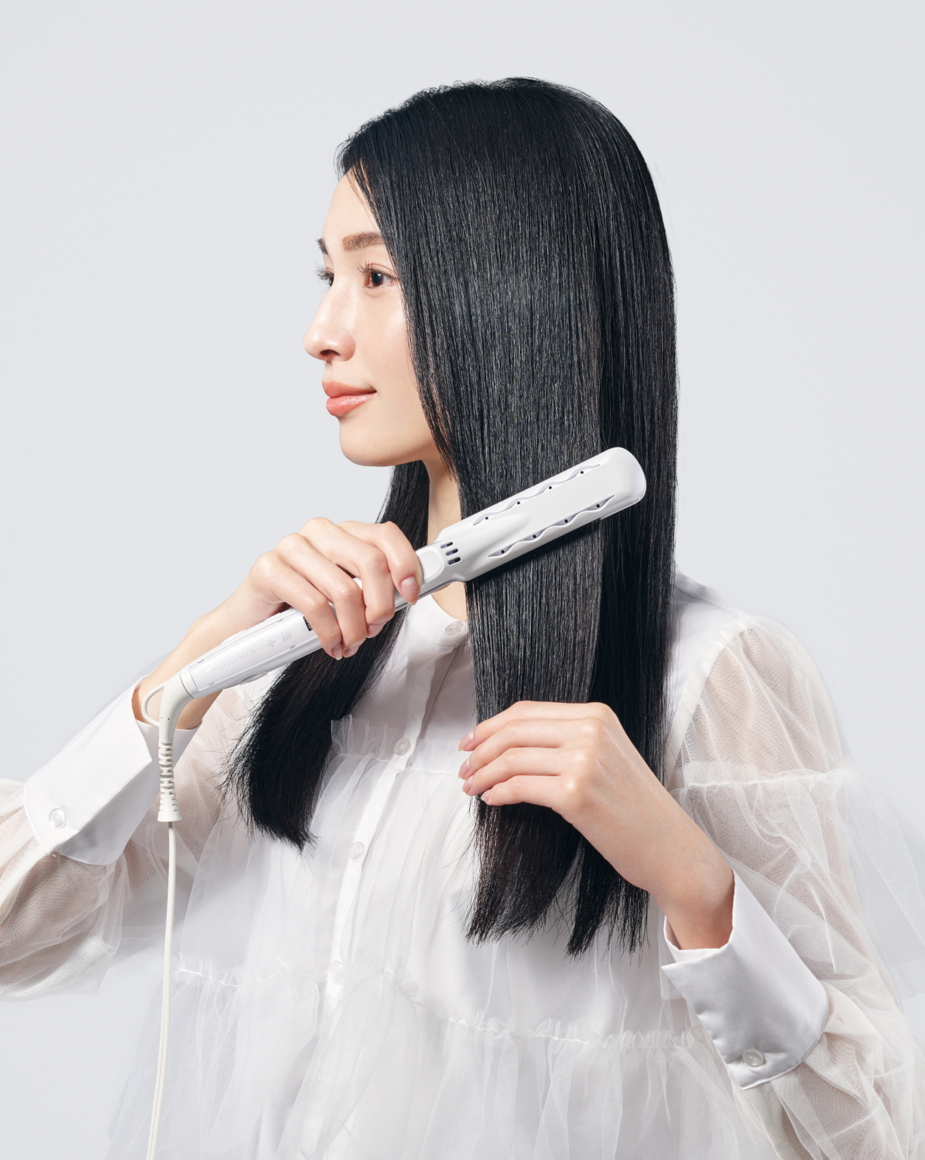 絹女 ～KINUJO～｜うるツヤ髪へ。KINUJOストレートアイロンのフラッグ