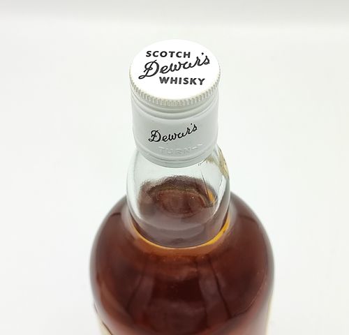 未開栓】デュワーズ 赤紋章 特級 古酒 希少 未開栓】デュワーズ 赤紋章