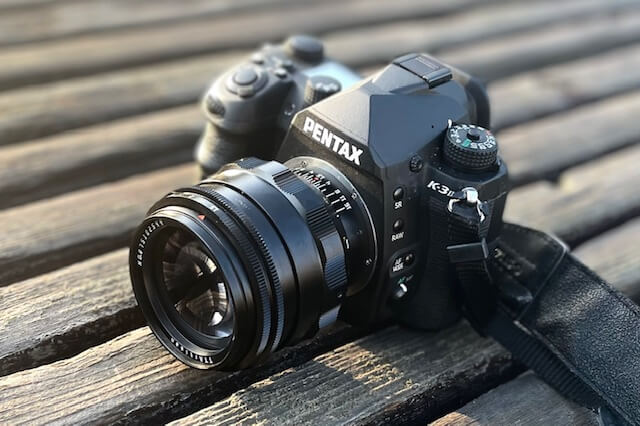 ぐるぐるボケのあのオマージュレンズ〈TTArtisan 75mm f1.5 M42