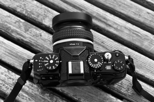 Nikon ニコン NIKKOR Z 40mm f2 SE Zマウントレンズ Amazon.com