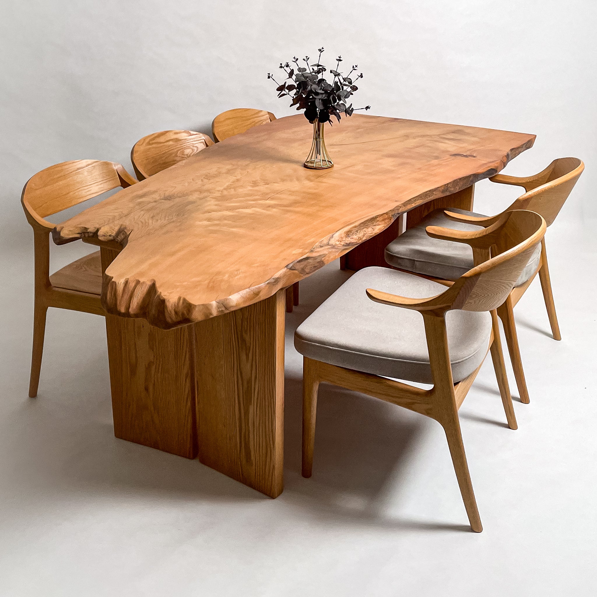 KIDOMEIMOKU 屋久杉（やくすぎ）一枚板ダイニングテーブル｜200cm(6人