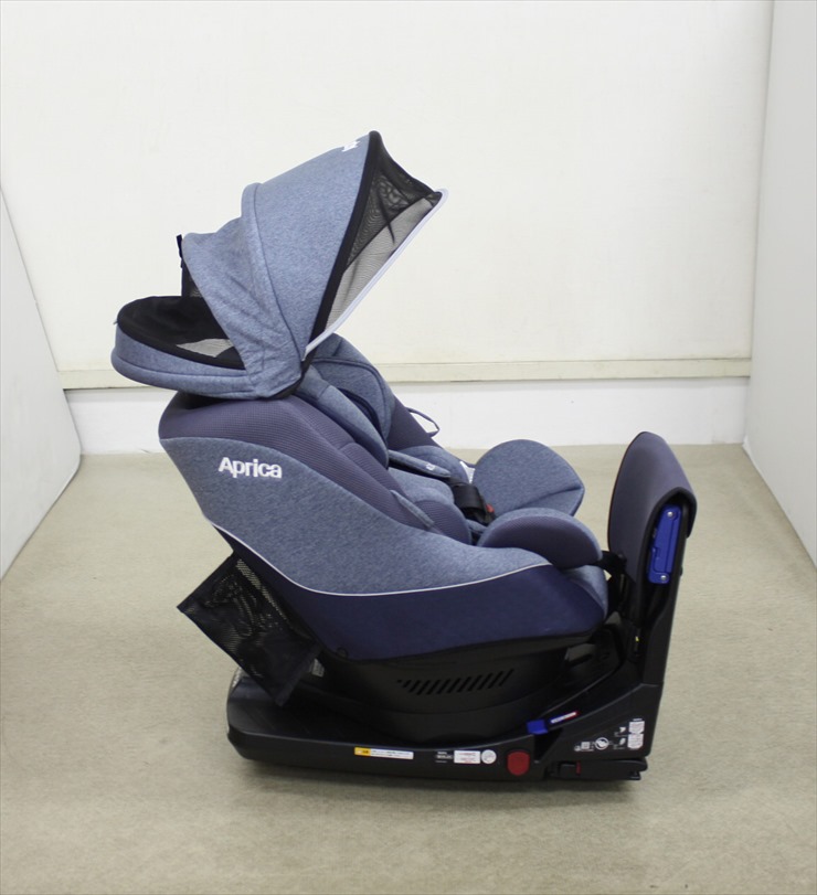 美品✨Aprica クルリラAD チャイルドシート ISOFIX ショップ ネイビー