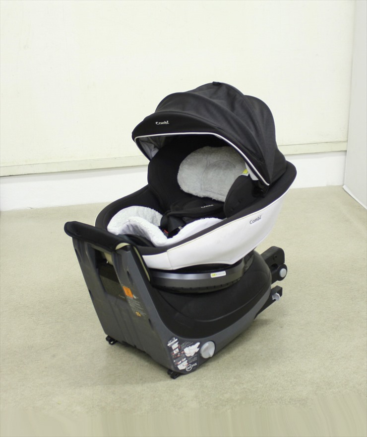 Mさん専用 ISOFIX エッグショック ネイビー JJ-600 コンビ クルムーヴ