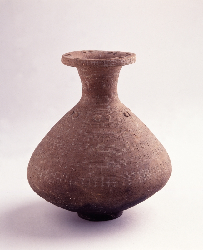 各地の遺跡から出土した弥生土器や土製品などの優品を紹介 兵庫陶芸